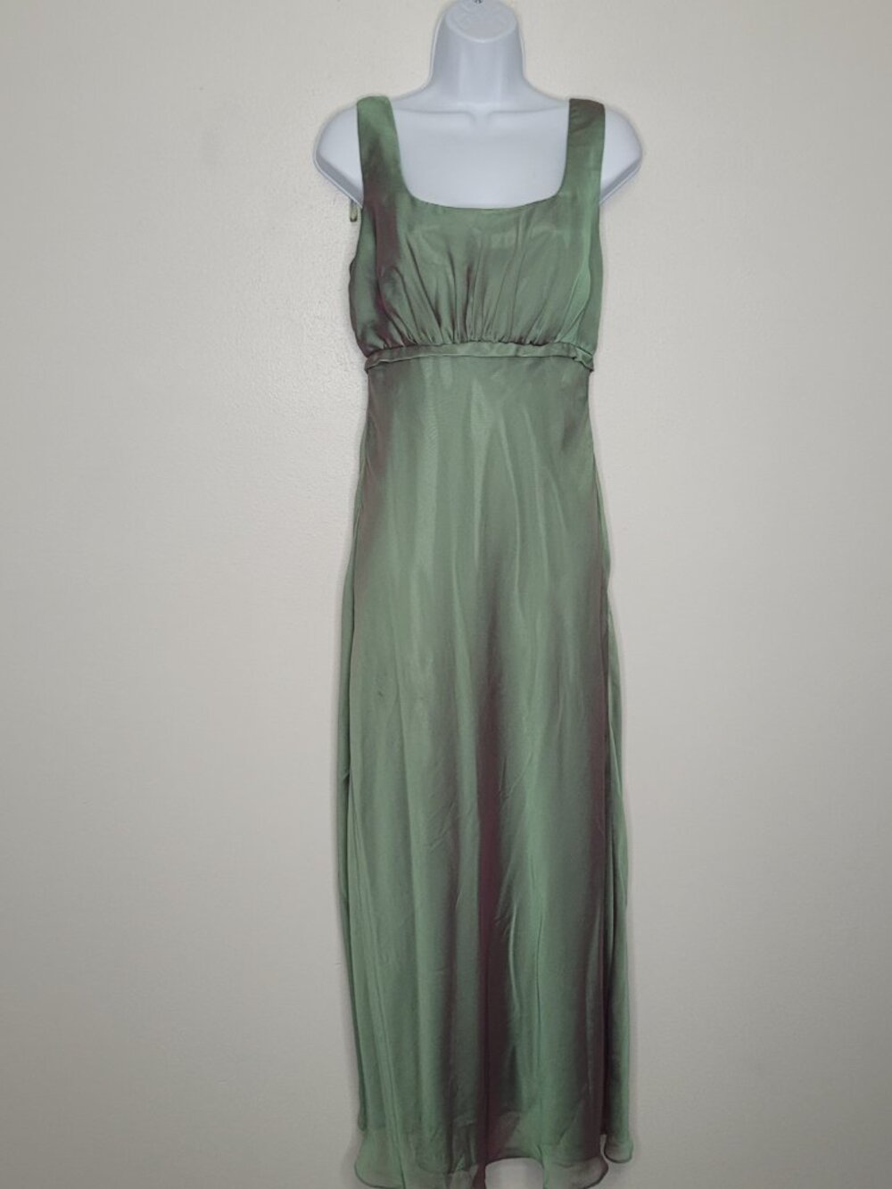 Vintage Chadwicks green iridescent purple flower train on back prom dress 14